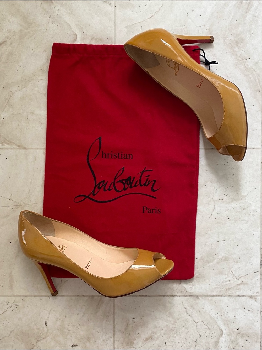 Christian Louboutin Very Prive Yellow Patent Leather Peep Toe Pumps Heels 6.5